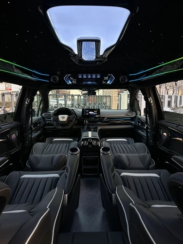 Toyota Sienna: mejora al paquete interior y kit de carrocería Caesar Star-Lord.